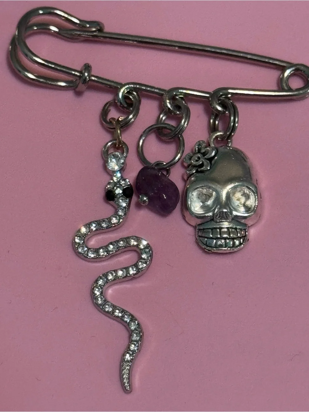 BLING! 👻 Silver-toned Safety Pin Brooch w/ Sparkly Snake, Skull & Amethyst Stone